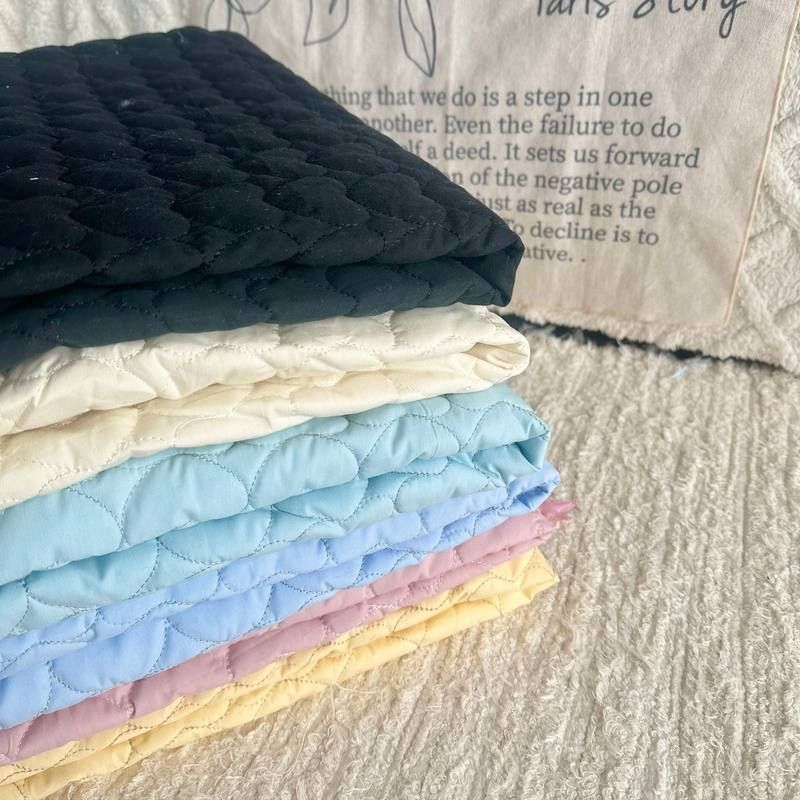 Heart-Shaped Quilted Fabric 133*100 Plain Weave High-Density Sand-Washed Cotton Padding Quilted Cotton Autumn and Winter Cotton Jacket Cotton Clothing Luggage DIY
