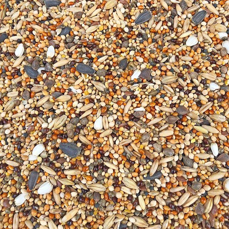 Mixed parrot feed bird food Xuan Fenggu zi peony grain Wenbird with shell small rice yellow bird grain 5 catty