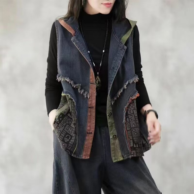 Off-Season Clearance 45-105kg Plus-Size Denim Vest with Hood, Color-Blocked Frayed Edges, Casual Denim Vest for Women, Autumn