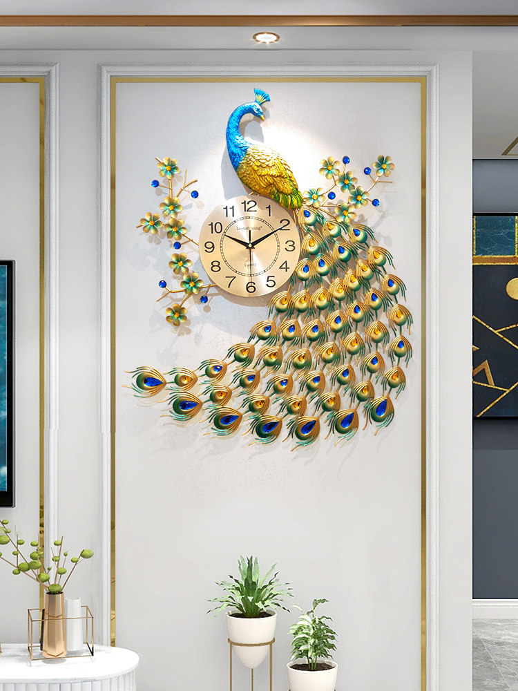 Peacock watch wall clock Living room creative fashion clock Modern simple atmosphere hanging watch Household silent quartz clock