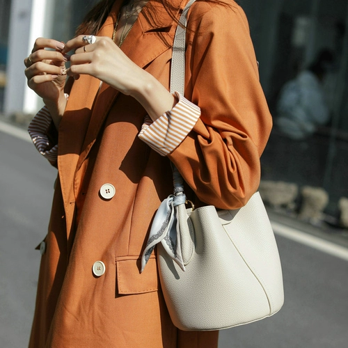 Корзина, сумка через плечо, небольшая портативная небольшая сумка, Гонконг, из натуральной кожи