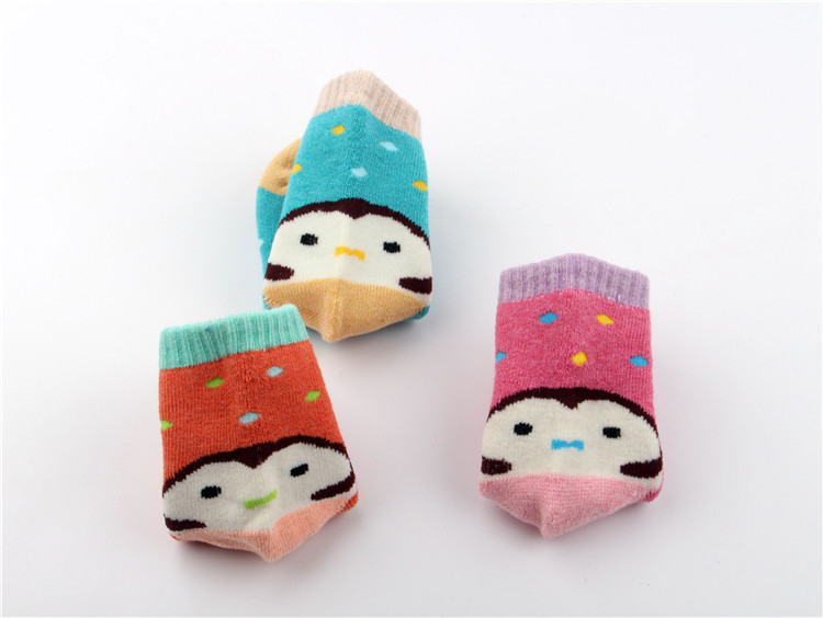 Vớ trẻ em cotton mùa thu và mùa đông dày cộng với tất nhung ấm áp Cậu bé 7-9 tuổi trong ống bé gái 3-5 tuổi quần tất lưới cho bé