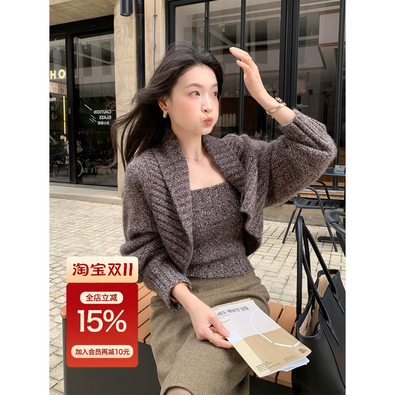 Fol Else【Lady Aesthetics】Chunky Knit Cardigan with Floral Pattern, Lazy Style Knitted Cardigan and Tube Top Two-Piece Sweater Set