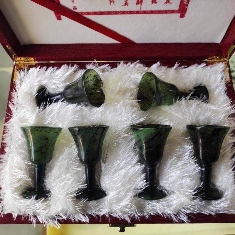 Jiuquan other luminous cup specialties Qilian Mo Yu wushan Mandarin duck jade wine cup tea cup snake pattern jade manufacturers direct sales