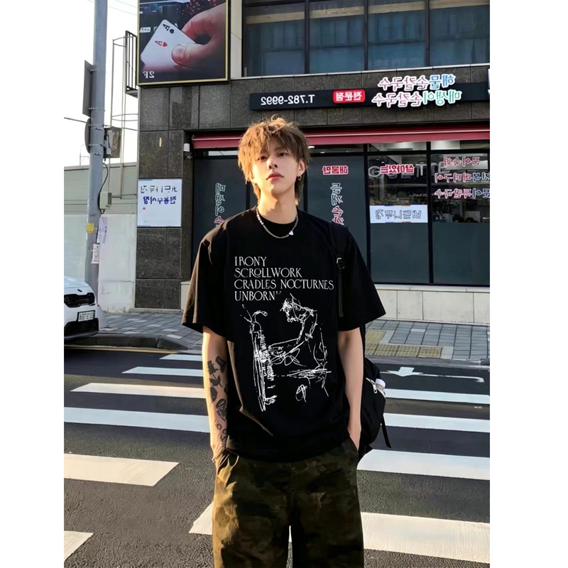 American Retro Black Round Neck T-Shirt for Men in Summer 2026 New High Street Loose Couple Wear Short-Sleeved T-Shirt Top