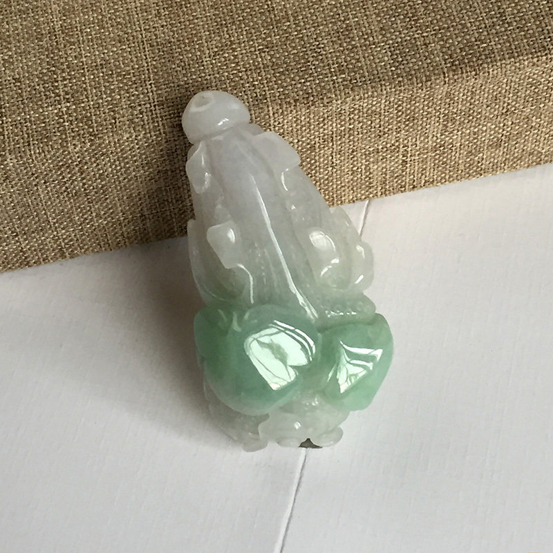 Myanmar A goods emerald ice glutinous seed Cabbage Pendant Natural Jade 100 Cairobe to pendant jade pendant male and female