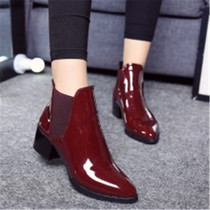 European station womens shoes autumn new elastic band patent leather pointed low heel short boots elastic band Korean womens boots