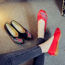 Step embroidery edge (falling Ying) ox tendon bottom small slope with ethnic charm womens singles pointed embroidered cloth shoes