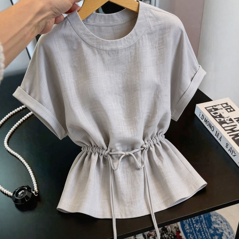 Korean Style Retro Gray Short-Sleeved Shirt for Women, Summer Waist-Cinching Design, Niche Drawstring Tie, High-End Top Korean Style Retro Gray Short-Sleeved Shirt for Women, Summer Waist-Cinching Design, Niche Drawstring Tie, High-End Top