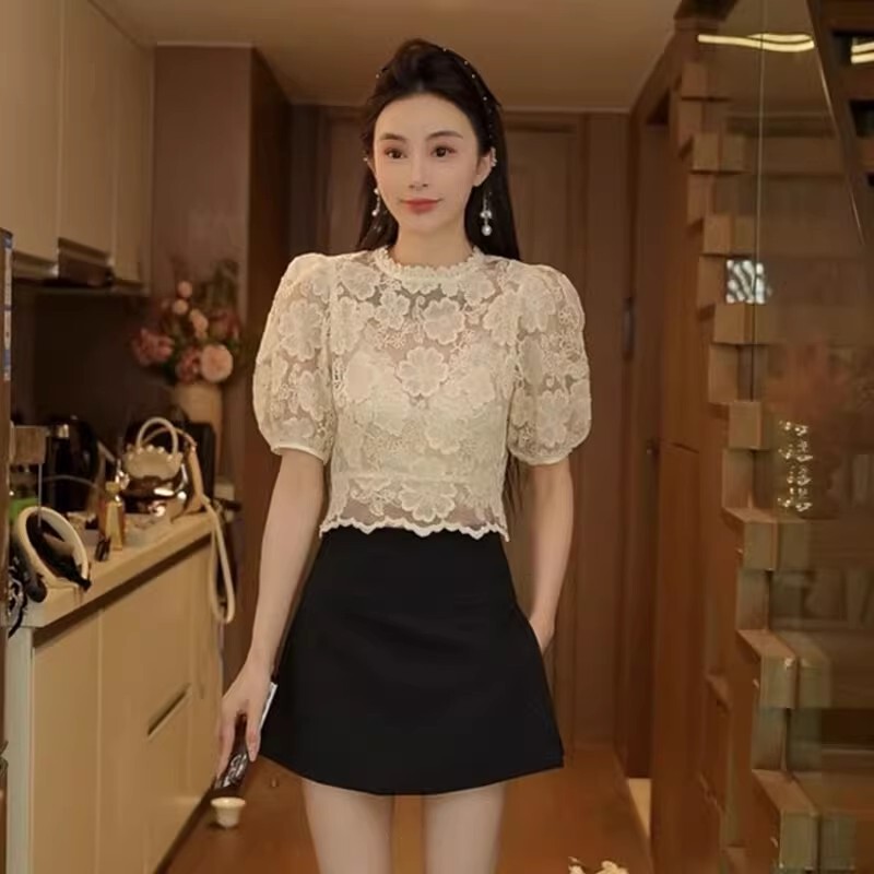 French-Style Heavy Embroidery Short-Sleeved Lace Blouse for Women, Summer Slim-Fit Design, Niche Hollow-Out Puff Sleeve Short Top French-Style Heavy Embroidery Short-Sleeved Lace Blouse for Women, Summer Slim-Fit Design, Niche Hollow-Out Puff Sleeve Short Top