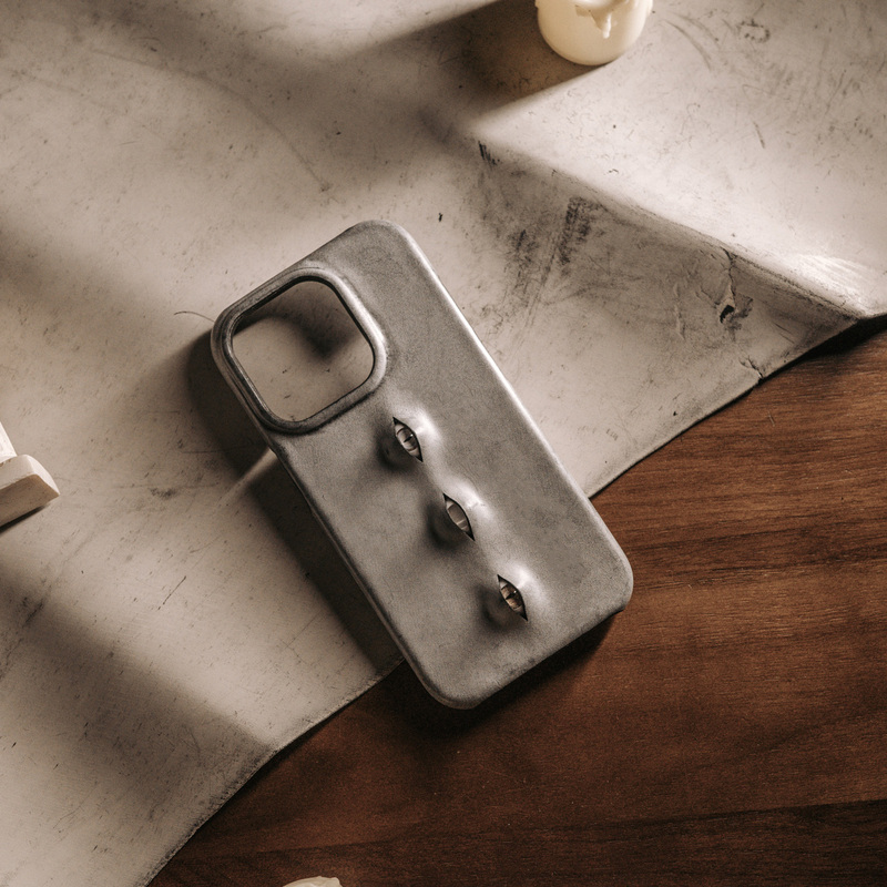 Handmade Leather Phone Case with Heat Tracking Design, Vintage Style, Suitable for iPhone iPhone 16 Case, Apple 12 Pro, 15 Pro Max, Men's 14 Pro Max, Handmade Craftsmanship, Apple 14 Pro, 15 Pro