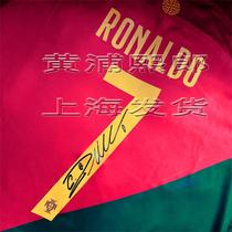 Crown Ronaldo autographed Portugal team 2022 football jersey ZX