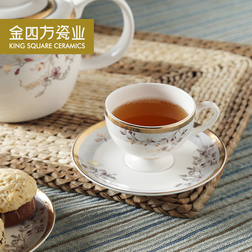 The quartet ipads China tea set little golden rings embossed gold 13 head cup teapot cups and saucers kungfu tea set