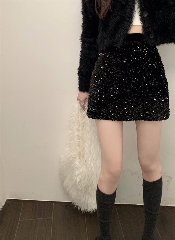 Plus-Size High-End Sequin Skirt for Women, Autumn and Winter Korean Style New Pure Desire Style High-Waisted Slimming A-Line Hip-Hugging Short Skirt