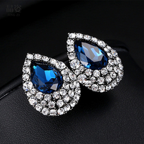 Love temperament cold wind earrings womens simple diamond temperament wild personality exaggerated earrings winter earrings small