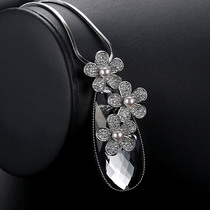 Autumn and winter new sweater chain womens personality long wild flower drop pendant necklace clothes accessories pendant pendant chain