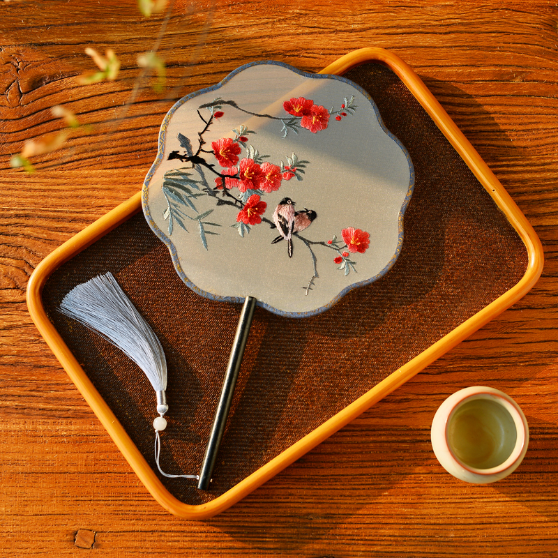 China Retro Bifacial Embroidery Group Fan Classical Round Fan Ancient Hanfu Ancient Wind Long Handle Flow Su Qipao Dancing Fan