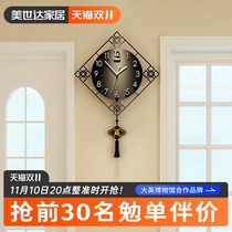 Internet popular wall clock home atmospheric Chinese style living room clock creative fashionable wall modern wall hanging watch simple 2021