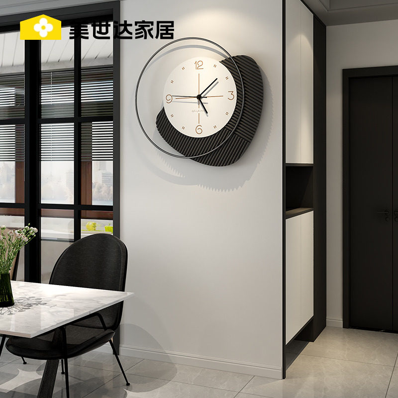 Net red light extravagant hanging clock living room modern minimalist clocks Home fashion 2023 new clock hanging wall creative restaurant-Taobao