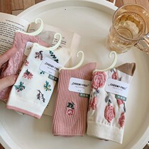 Pink socks womens mid-tube socks spring and autumn ins tide three-dimensional relief flowers pure cotton Japanese retro pile socks