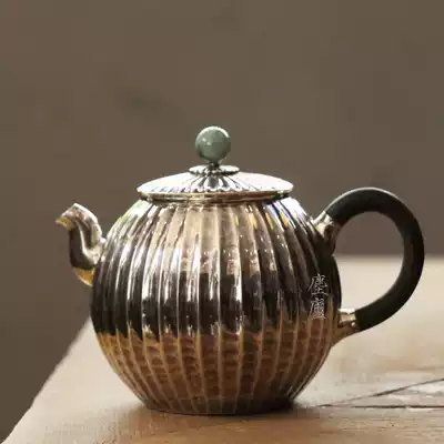 Chen Lu produced handmade silver pitcher 99.99 million foot sterling silver teapot Japanese small pao cha hu melon flap small silver pitcher vesicles pot