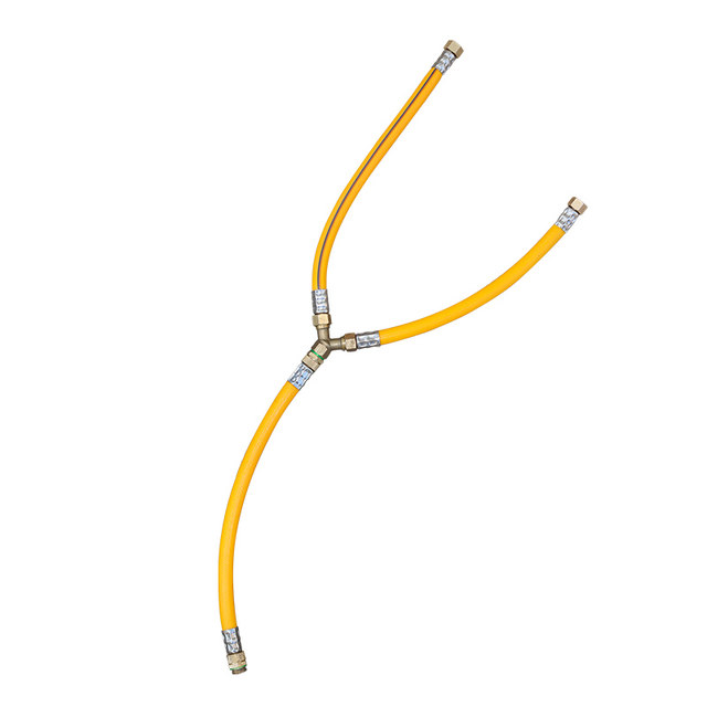 Two-in-one takeover three-cylinder booster plunger pump sprayer-in-one connector machine water outlet set hole pressure double