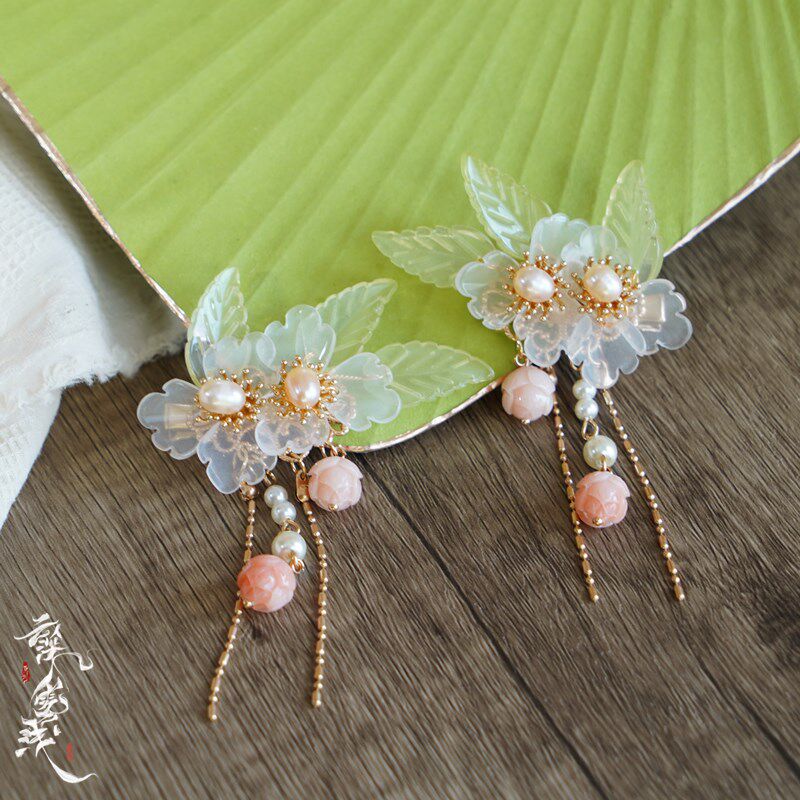 Cloud deep fog shallow pedalling spring original early spring Little freshener Han clothes flow Su pair of clip ancient wind girl hair clip 100 hitch