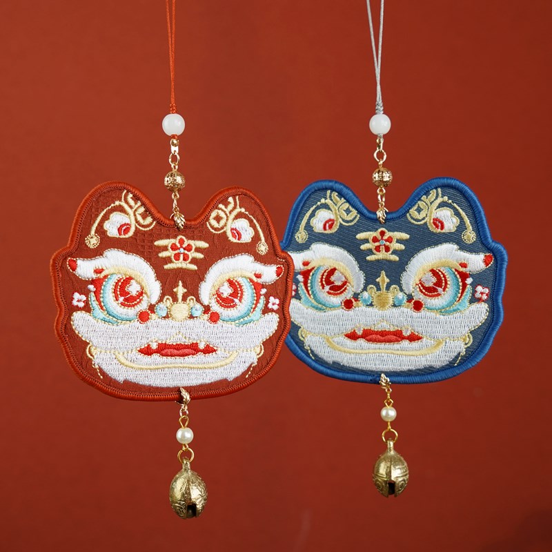 Depth of Clouds and Light of Fog, Lion Tiger Golden Bell Original Tiger Head Double-sided Embroidery Pendant Antique Imitation Sachet Purse Small Accessories