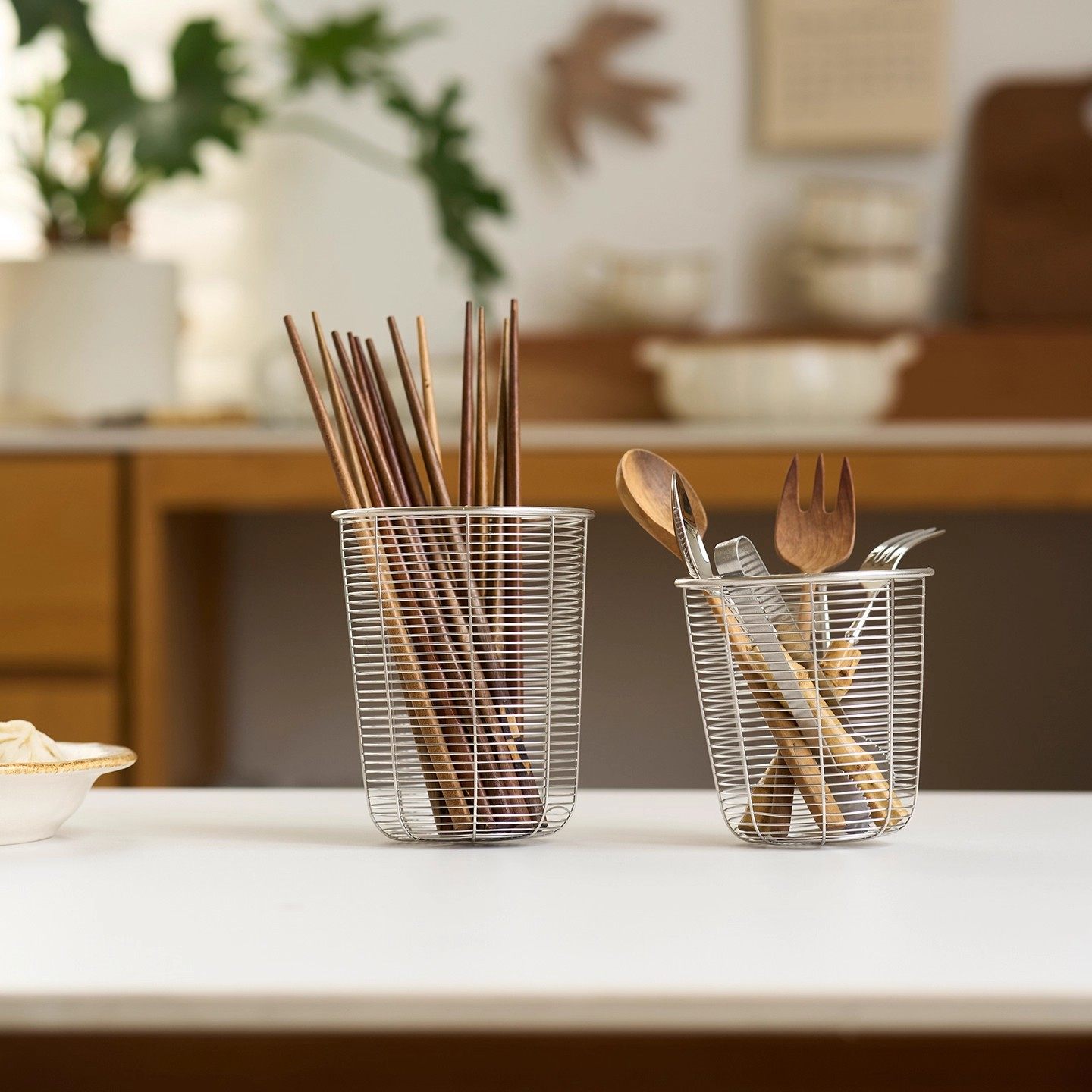 Stainless Steel Chopstick Holder Wall-Mounted Ventilated Chopstick Cage Chopstick Storage Box Draining Rack Practical Kitchen Supplies Trending