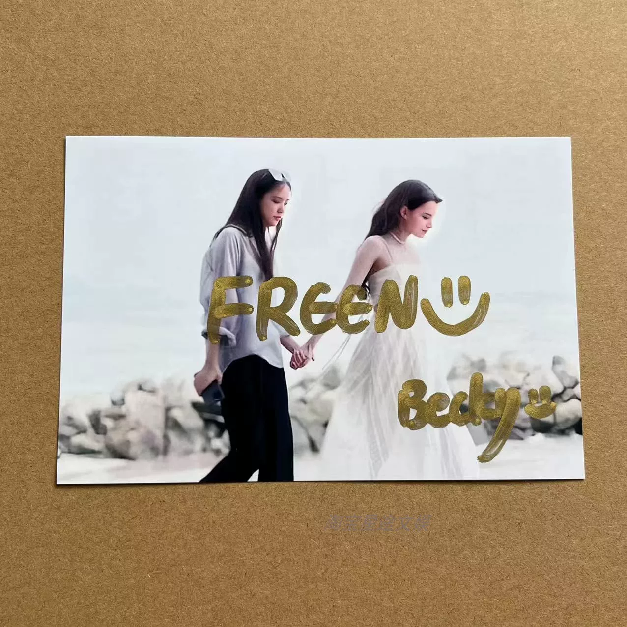 [Pink Theory мерчендайз Тайский сериал Pink Theory FreenBecky подписанное фото freen реплика на складе]