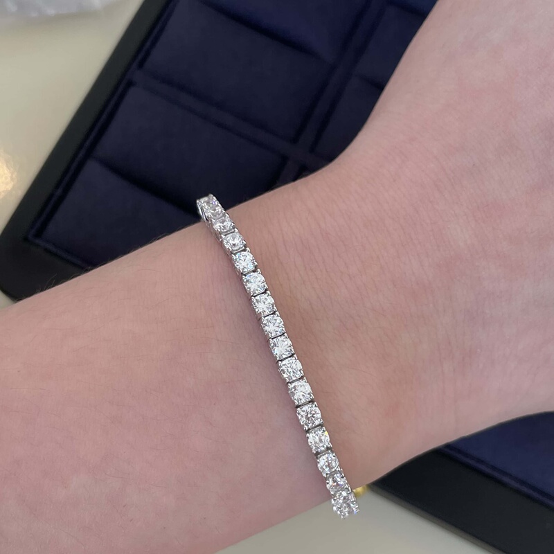 Cultivated High-Carbon Diamond Tennis Chain S925 Sterling Silver Bracelet for Men and Women 3mm Bracelet High-End Heart-Shaped Jewelry That Does Not Fade