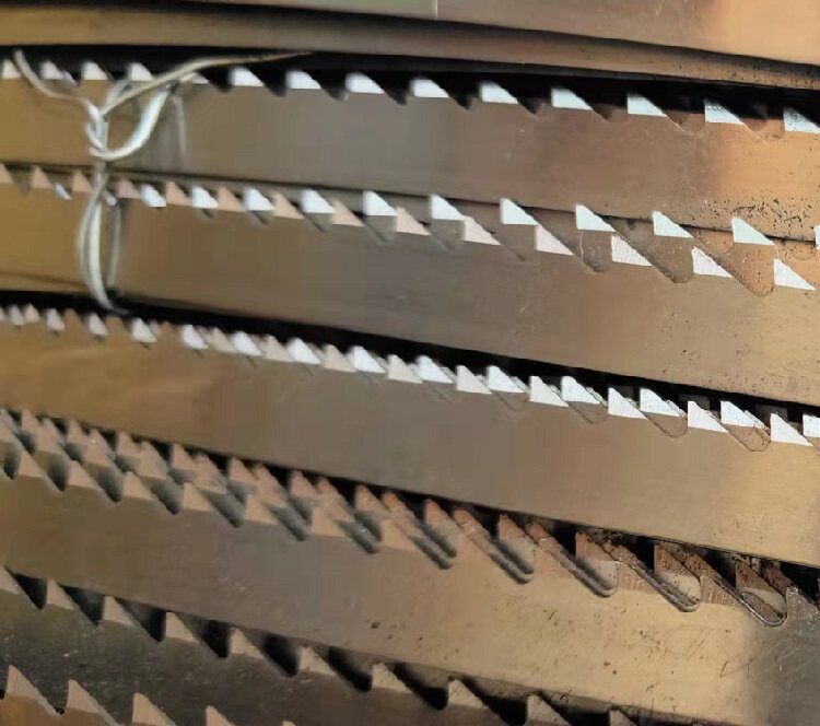 Woodworking band saw blade domestic imported double-sided grinding processing cork solid wood furniture board factory carton processing custom