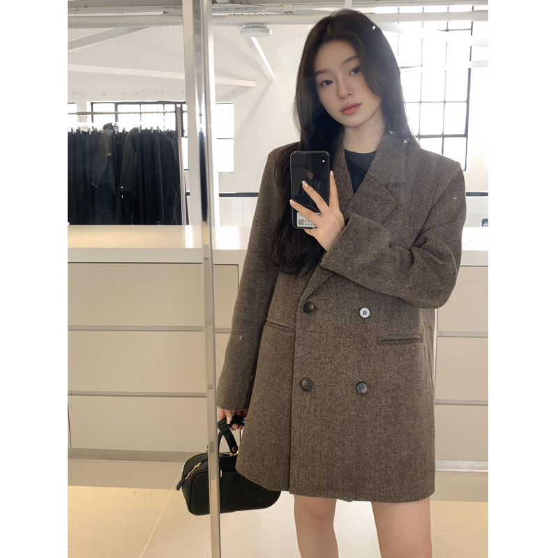 Deep Winter Herringbone Pattern Woolen Suit Coat for Women, New 2025 Winter Woolen Jacket, Unique and Super Stylish, Thickened