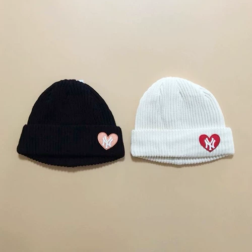 MLB Шляпа New York Yankees Love Series Beanie Katar Hat 32cpbl941