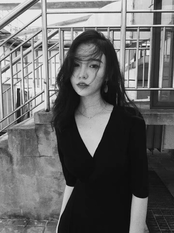 2025 New Little Black Dress, One-Piece Modal Wrap Dress, Hepburn Style V-Neck Black Dress with a High-End Feel