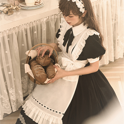 taobao agent Milk Tea Cat Original Lolo Princess Tong Tong Daily Halloween Autumn and Winter Gori Black Maid Classic Lolita