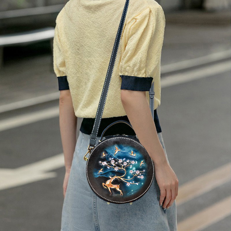 Naughty Craftsman Small Round Bag for Women, Genuine Leather Fashion Crossbody Bag, Summer Small Bag, Versatile Niche Round Leather Carving Bag, Original Design
