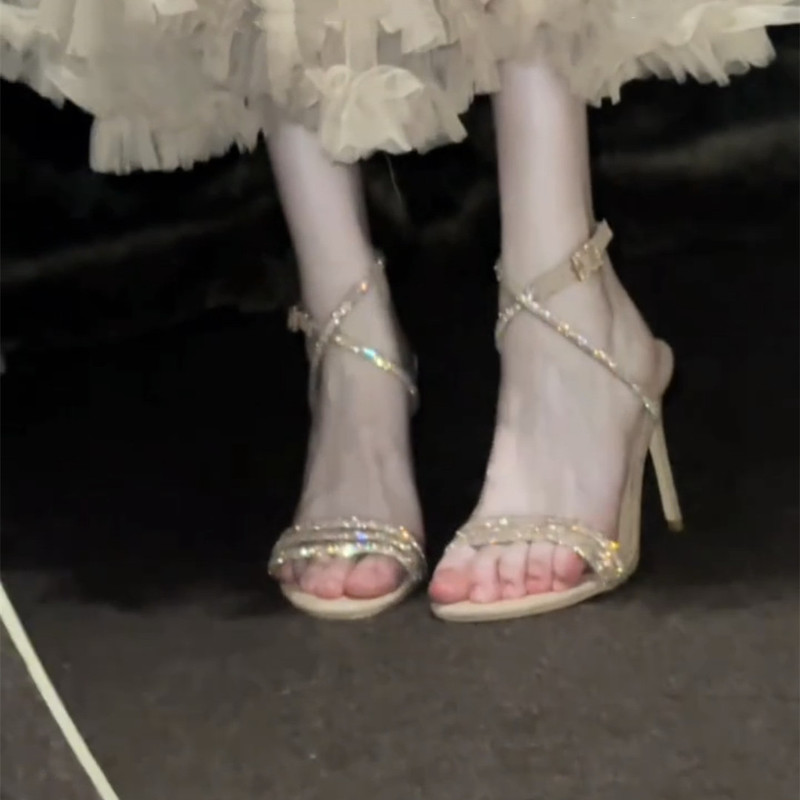 High-Heeled Shoes for Women with Rhinestone Chain, Super Shiny Champagne-Colored Crystal, One-Strap Design, Slim Heel, Cross-Tied Roman Sandals