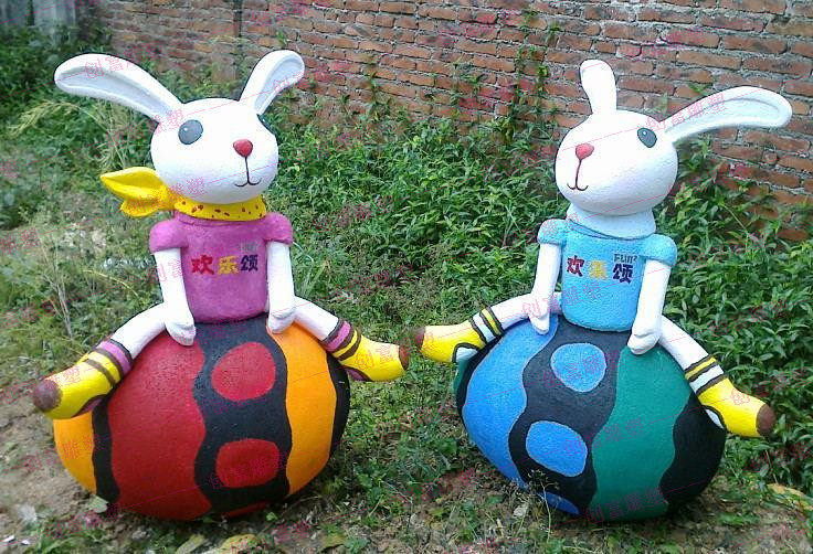 Foam sculpture Cartoon rabbit sculpture Cartoon character model ornaments Foam sculpture Welcome to map to sample custom