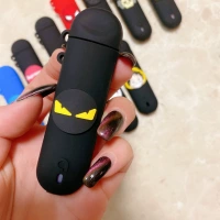 Черные глаза отправляют переулок