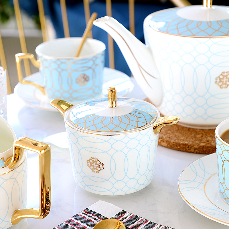 European style afternoon tea tea set suit English coffee cup gold plated ipads porcelain teapot home coffee set with a small key-2 luxury