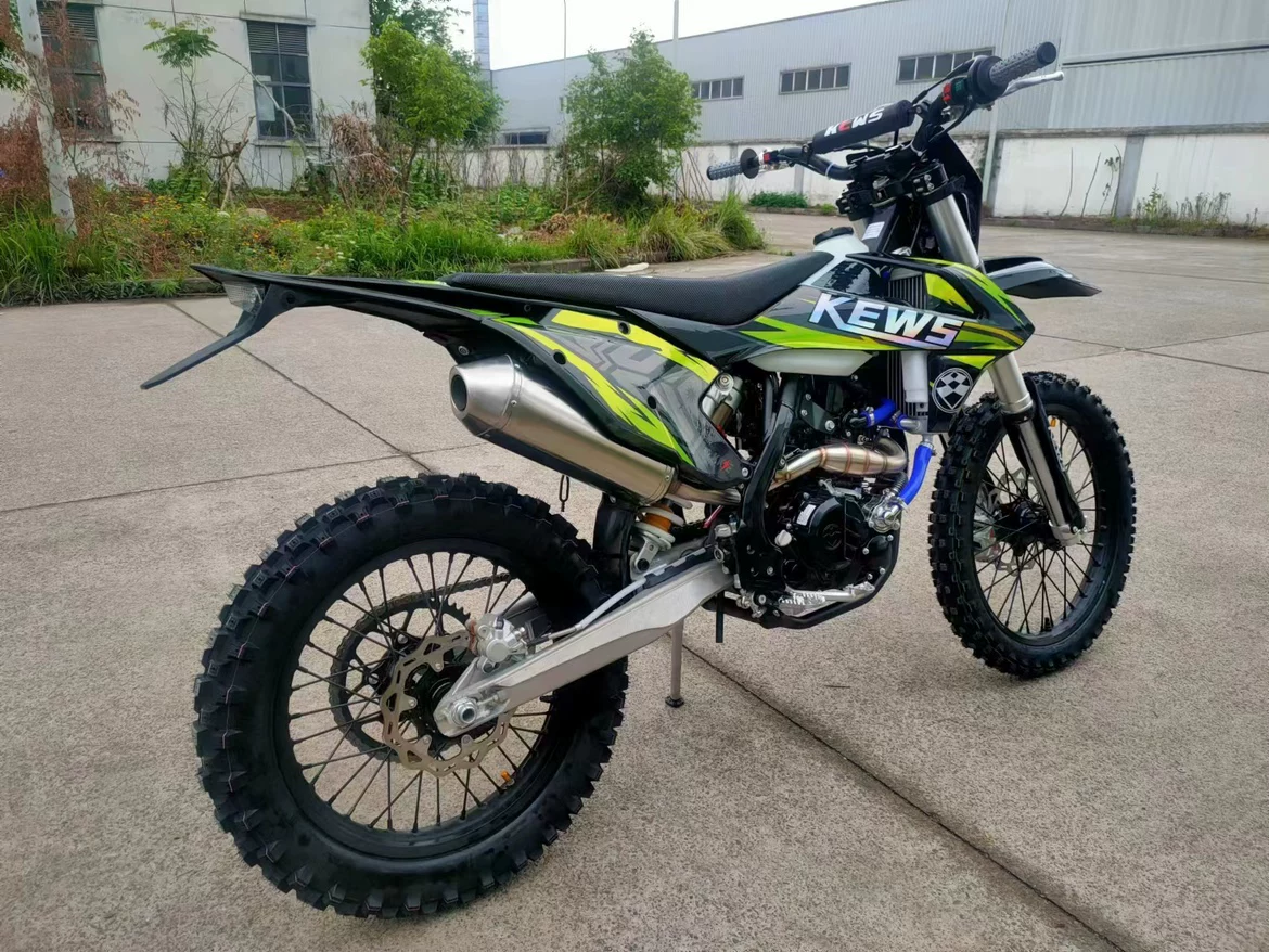 Кросс‑мотоцикл Kveis K16/K23 NC250/300 — 2‑ и 4‑тактный, водяное/воздушное охлаждение