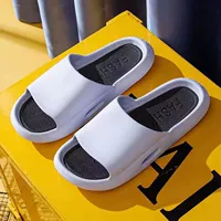 905-черно-белый