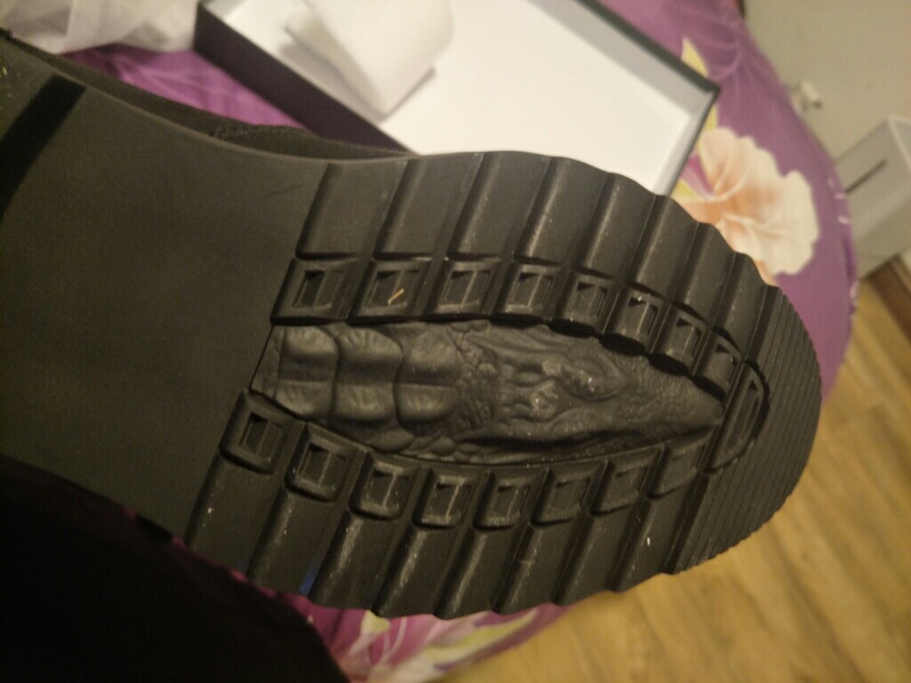 真皮英伦风男士马丁靴好用吗什么牌子哪个国家的，亲自使用体验（以名人之名同款）_搜券