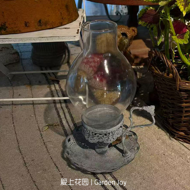 Fall in love with garden home garden garden decoration practical candlestick iron base glass cover candlestick