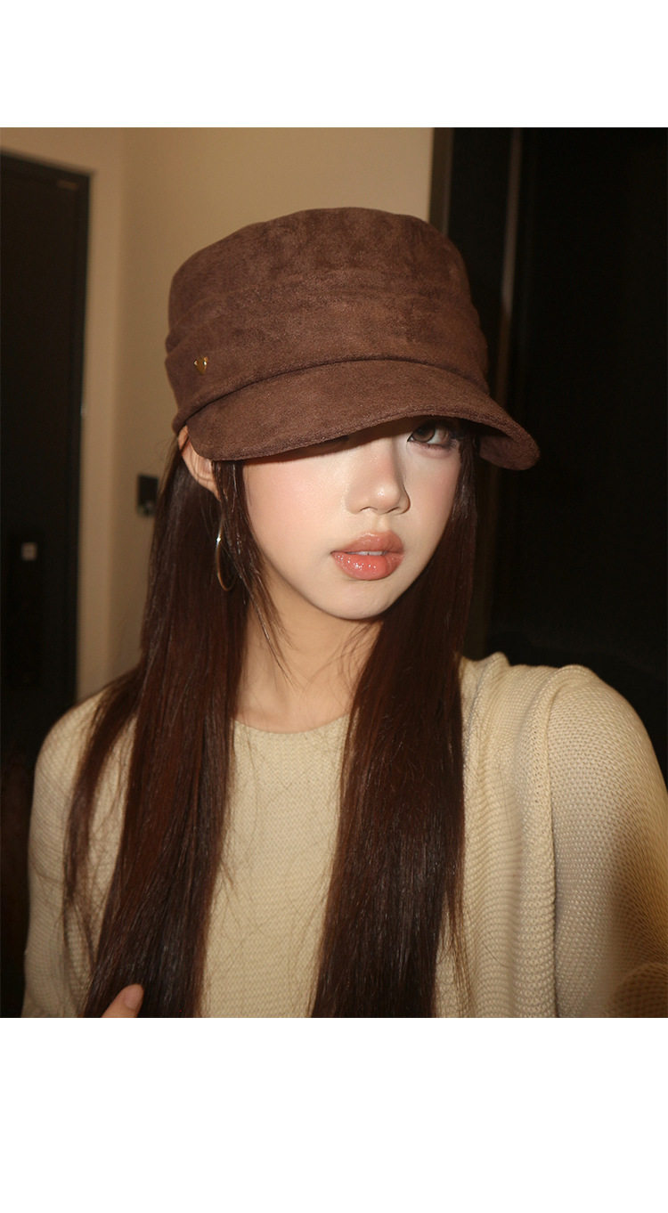 Шлем для поло 麂皮绒咖色平顶马术帽女春秋2025新款复古做旧休闲报童帽贝雷帽子
