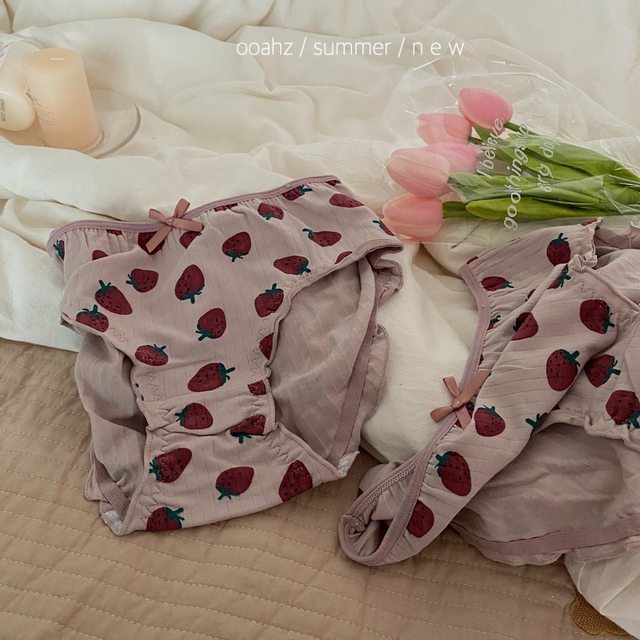 Strawberry Garden Energetic Girl Cute Printed Underwear Small Fresh Low Low Waist Fungus Pants Pure Cotton Briefs