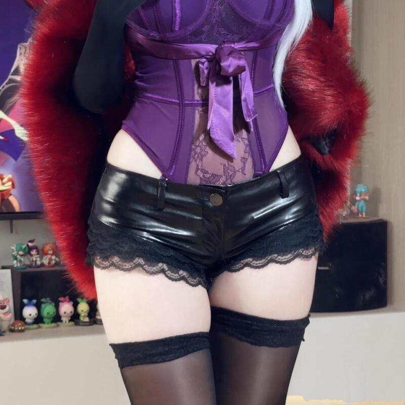European and American Style Sexy Low-Waist Pu Leather Shorts for Women 2024 Autumn and Winter New Lace Splicing Pu Hip-Hugging Hot Pants European and American Style Sexy Low-Waist Pu Leather Shorts for Women 2024 Autumn and Winter New Lace Splicing Pu Hip-Hugging Hot Pants