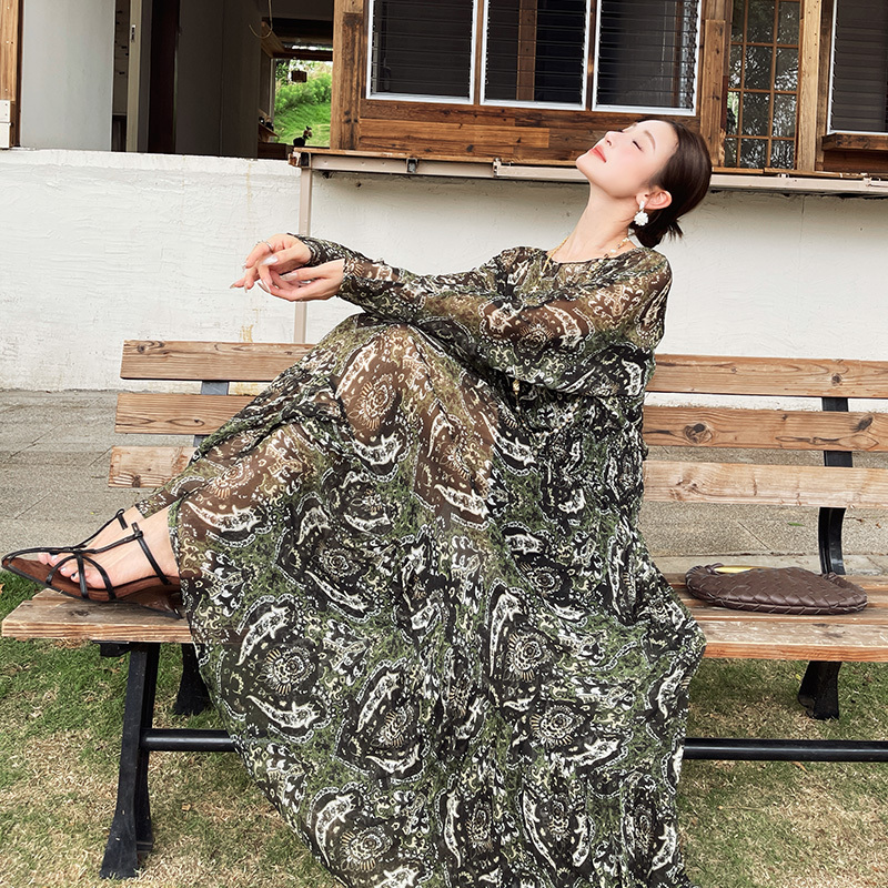 Song Jia's Same Style French-Style Elegant Waist-Cinching Dress for Women, 2026 Summer New Model, Beautiful Dress for Important Occasions, Long Dress
