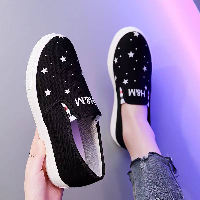 2026 Spring/Summer New Canvas Shoes Old Beijing Cloth Shoes Women's Non-Slip Soft Sole Lunar New Year Mom Shoes Slip-On Women's Shoes